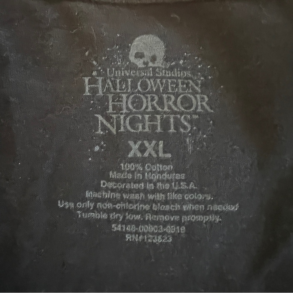 Universal Studios Halloween Horror Nights 2019 Frankenstein Wolf Man T-shirt - Picture 3 of 3